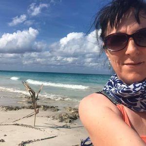 Meet your Posher, Cindy